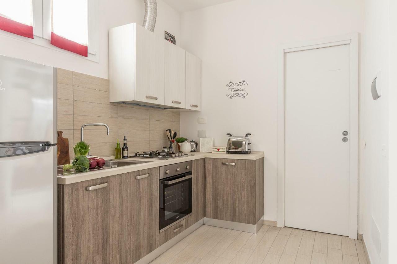 Emma & Olga Apartments -In The City Centre- Florencia Exterior foto
